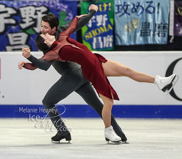 Тесса Виртью - Скотт Моир / Tessa VIRTUE - Scott MOIR CAN - Страница 23 17SC-FD-6514_600