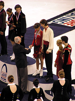 Medals are presented to the novice skaters.