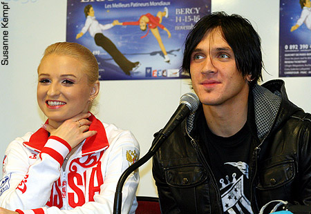 Maria Mukhortova &amp; Maxim Trankov at the press conference after the free skate