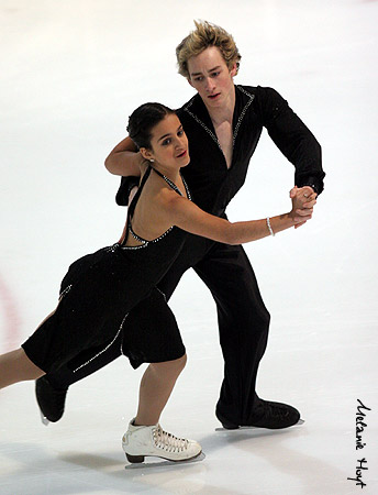 Kelly Oliveira &amp; Jordan Hockley