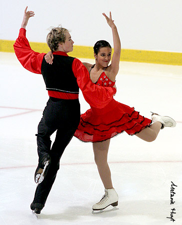 Kelly Oliveira &amp; Jordan Hockley