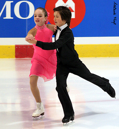 Katie Desveaux &amp; Dmitre Razgulajevs