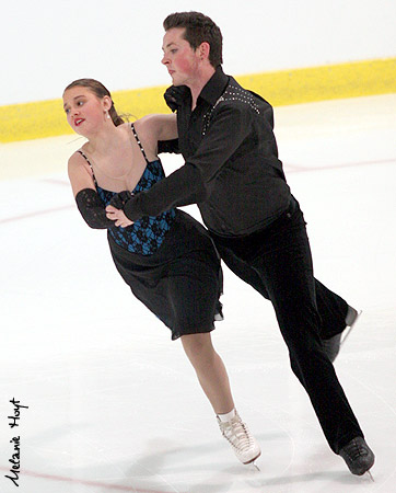 Rebecca Nelles &amp; Jessie Smyth