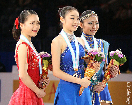 Senior Ladies Medalists: (L-R) Akiko Suzuki (JPN) bronze, Yu-Na Kim (KOR) gold, Miki Ando (JPN) silver