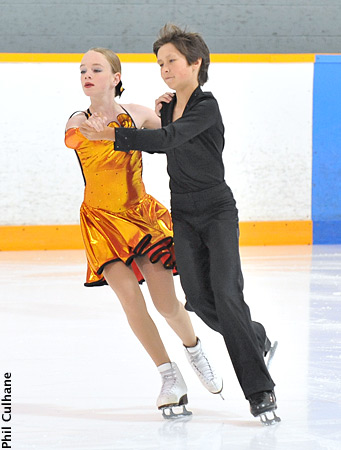 Katie Desveaux &amp; Dmitre Razgulajevs
