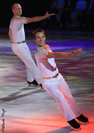 Kurt Browning and Shawn Sawyer