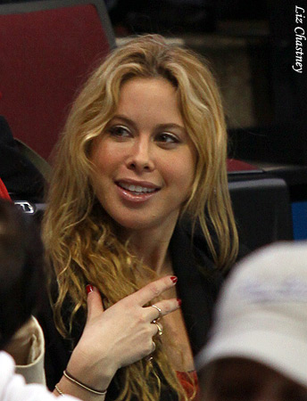 Tara Lipinski in the audience