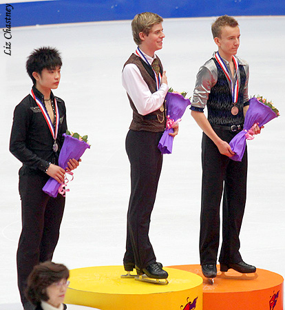 Junior Men - The U.S. National Anthem Plays