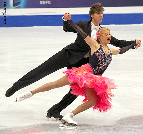 Ekaterina Bobrova &amp; Dmitri Soloviev (RUS)