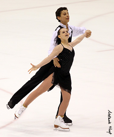 Jennifer Strand &amp; Yan Kazansky 