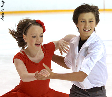 Katie Desveaux &amp; Dmitre Razgulajevs 