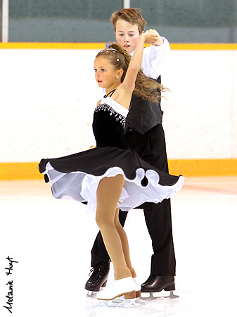 Alexis Mitchell &amp; Aidan von Holwede