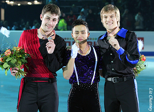 The 2011 European men's champs show off their medals