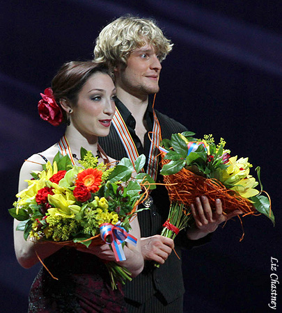 Meryl Davis &amp; Charlie White make history at Moscow Worlds with their gold medal
