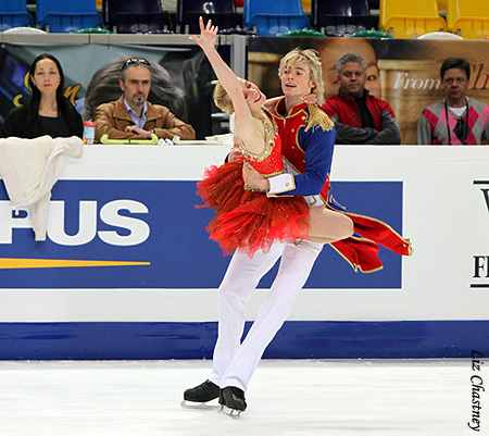 Pernelle Carron &amp; Lloyd Jones (FRA)