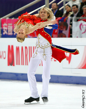 Pernelle Carron &amp; Lloyd Jones (FRA)