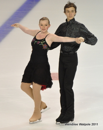 Lauren Hogg & Evan Ruze Walter