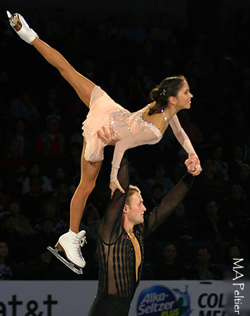 Vera Bazarova &amp; Yuri Larionov (RUS)