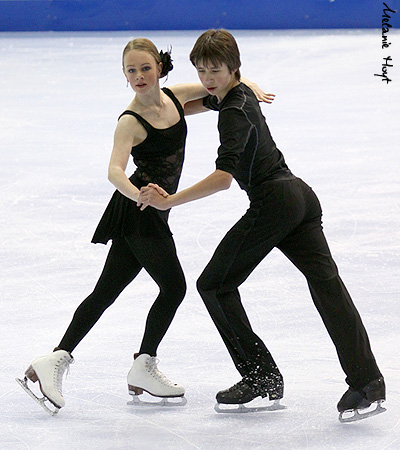 Katie Desveaux &amp; Dmitre Razgulajevs