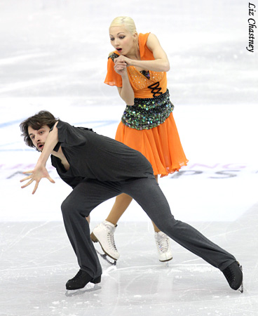 Anastasia Zvorigina &amp; Maciej Bernadowski (POL)