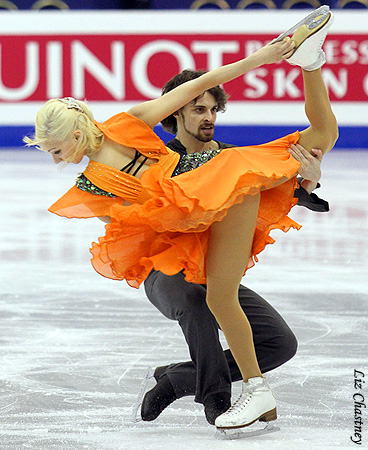 Alexandra Zvorygina &amp; Maciej Bernadowski (POL)