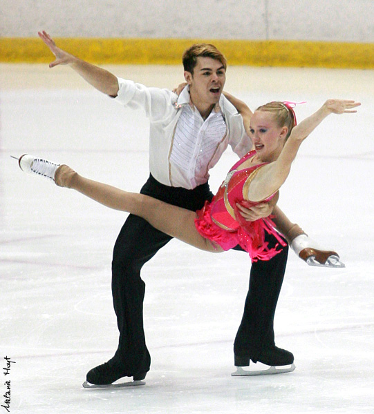 Julia Biechler & Damian Dodge