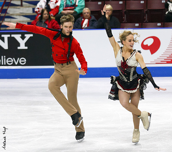 Pernelle Carron & Lloyd Jones (FRA)