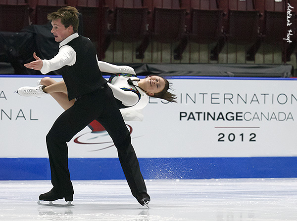 Julia Zlobina & Alexei Sitnikov (AZE)