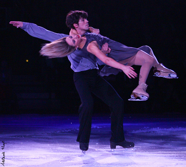 Sinead Kerr & John Kerr