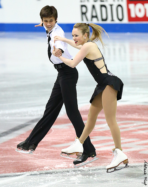 Katie Desveaux & Dmitre Razgulajevs