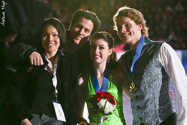 Coaches Megan Wing & Aaron Lowe with Bronze Medalists Nicole Orford & Thomas Williams