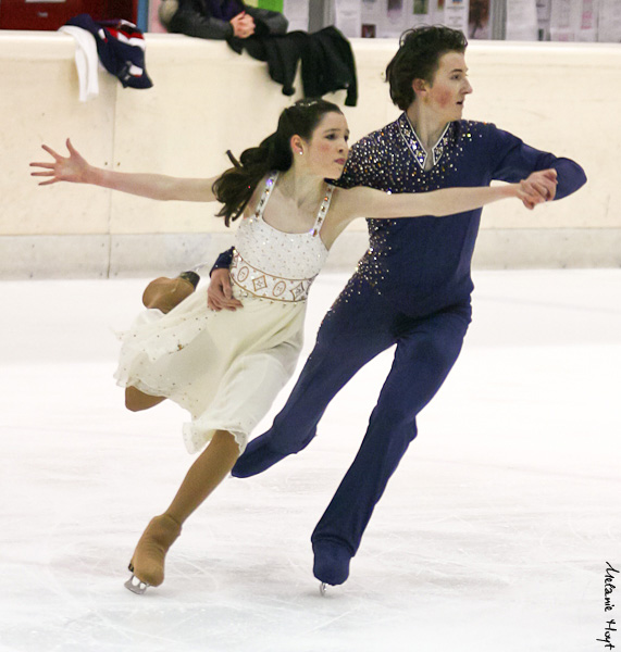 Lorraine McNamara & Quinn Carpenter (USA)