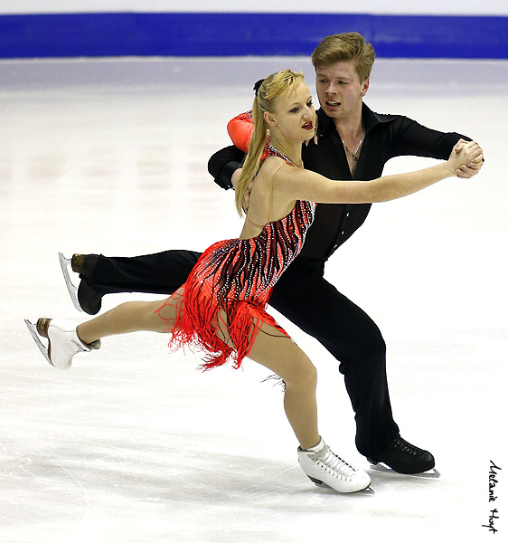 Olga Jakushina & Aleksandrs Grishins (LAT) 