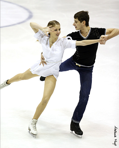 Alexandra Nazarova & Maxim Nikitin (UKR) 