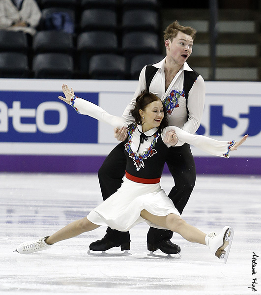 Julia Zlobina & Alexei Sitnikov (AZE) 