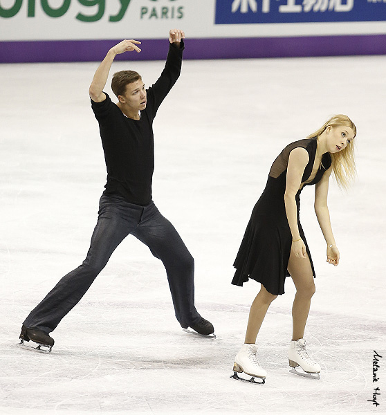 Ekaterina Bobrova & Dmitri Soloviev (RUS) 