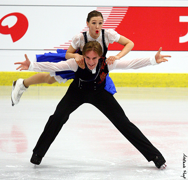 Olesia Karmi & Max Lindholm (FIN) 
