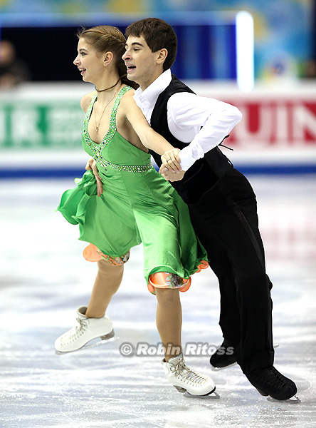 Alexandra Nazarova & Maxim Nikitin (UKR) 