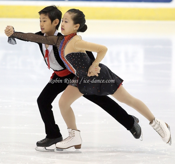 Sara Zhao & Howard Zhao