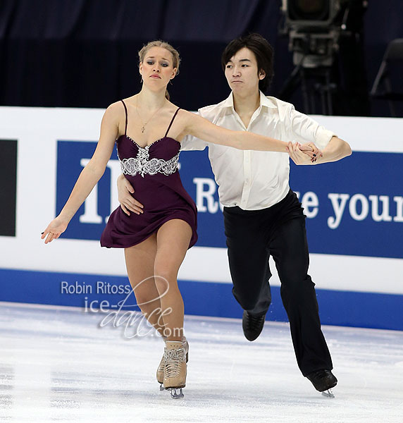 Ksenia Korobkova & Daryn Zhunussov (KAZ)