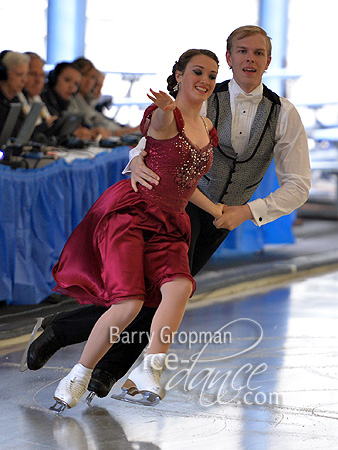 Sarah Vadskjaer-Grapek & Malcolm Jones