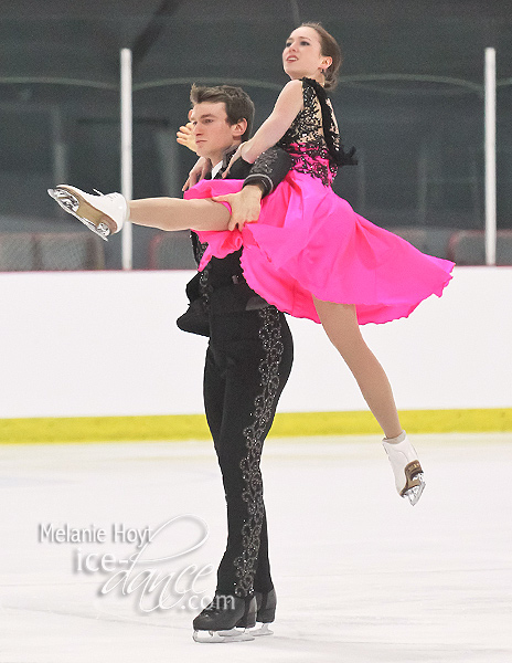 Elisabeth Paradis & François-Xavier Ouellette Elisabeth Paradis & François-Xavier Ouellette