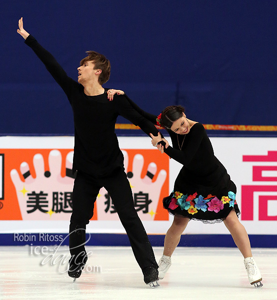 Elena Ilinykh & Ruslan Zhiganshin (RUS)