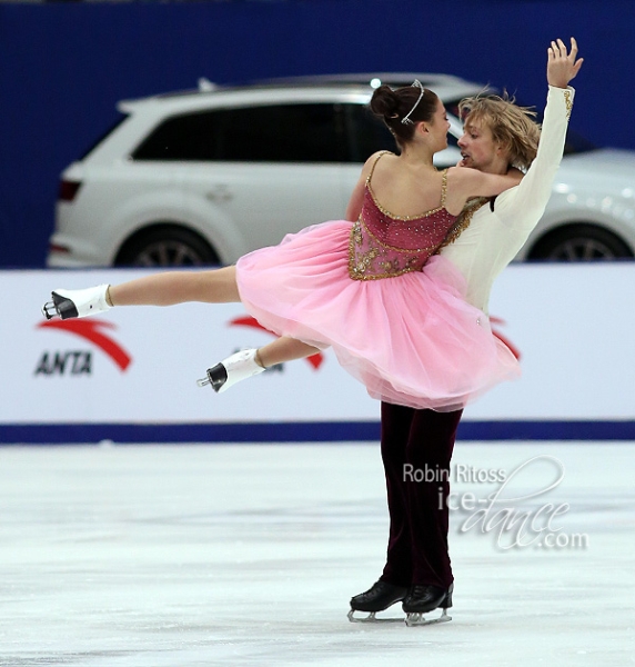 Kaitlin Hawayek & Jean-Luc Baker (USA)