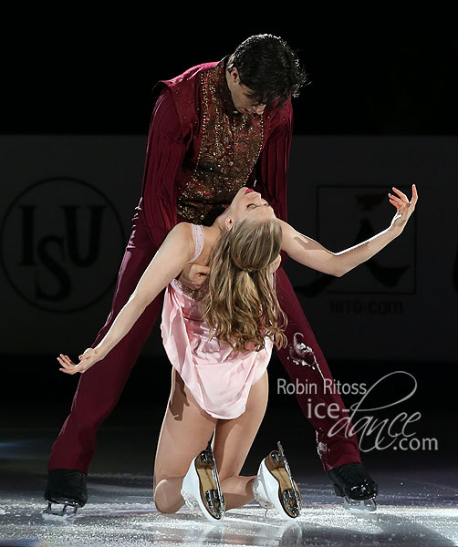 Kaitlyn Weaver & Andrew Poje (CAN)