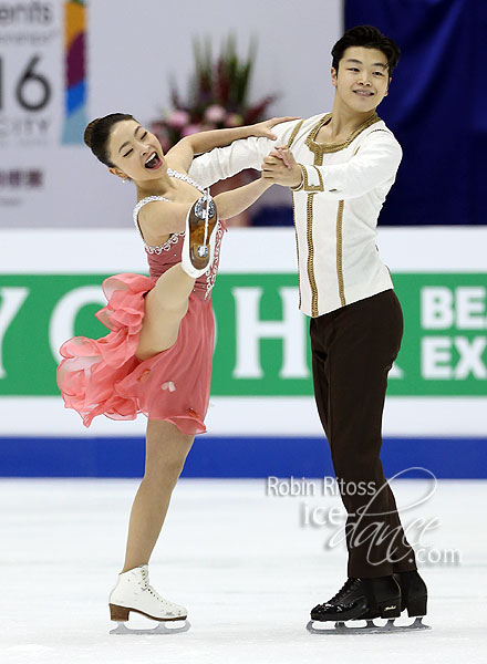 Maia Shibutani & Alex Shibutani (USA)
