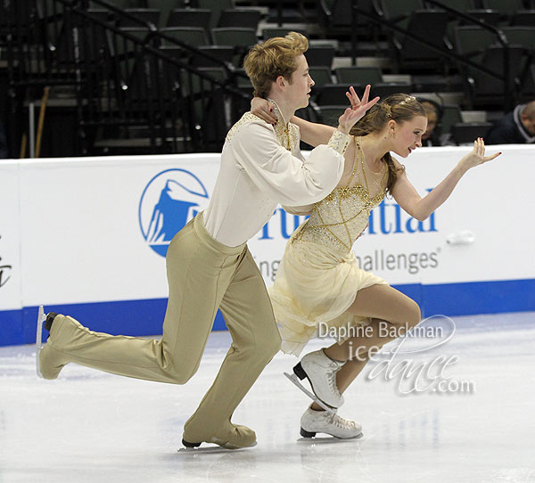 Alina Efimova & Kyle MacMillan
