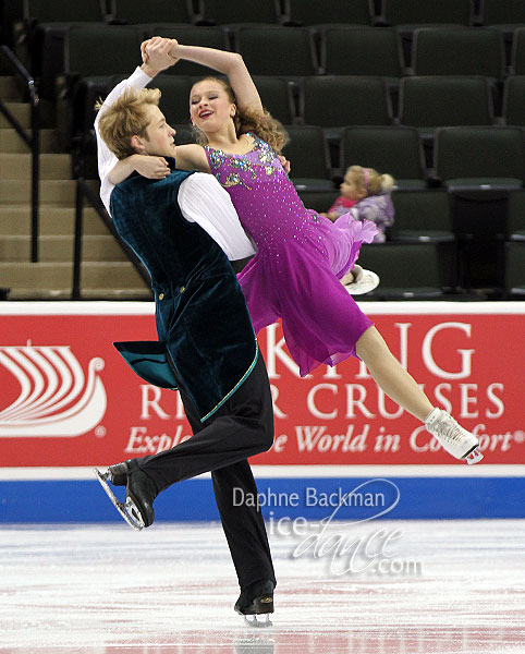 Alina Efimova & Kyle MacMillan