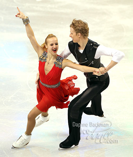 Olga Jakushina & Andrey Nevskiy (LAT) 