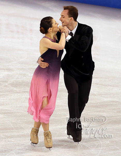 Natalia Kaliszek & Maksim Spodirev (POL) 